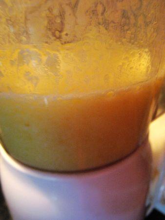 鲜榨菠萝汁的做法步骤4
