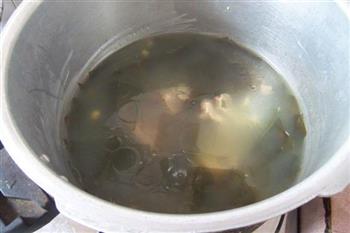 海带黄豆龙骨汤的做法图解6