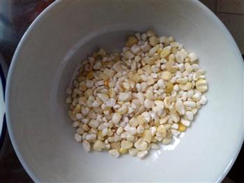 玉米红豆汤的做法步骤3
