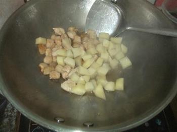 土豆花生烧肉的做法步骤8