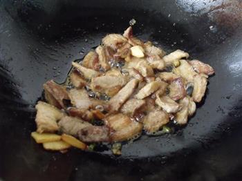 莴笋干煸肉片的做法步骤3