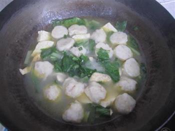 小白菜豆腐鱼丸汤的做法步骤10