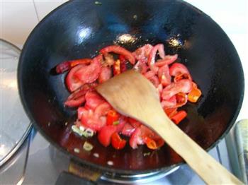 茄汁酸汤鱼的做法步骤5