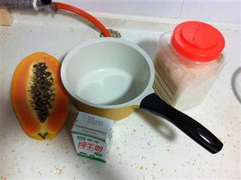 木瓜炖奶的做法步骤1