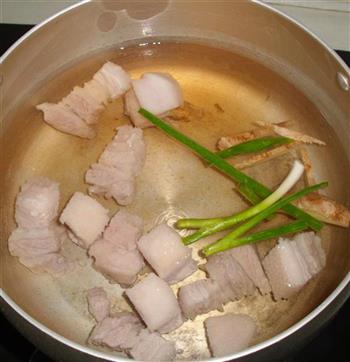 肋条肉冬瓜汤的做法步骤3