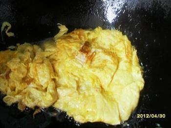蒜苔炒鸡蛋的做法步骤5