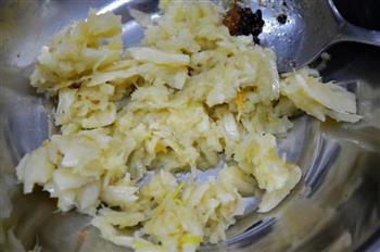 豆豉鲮鱼拌油麦菜的做法步骤4