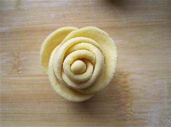 玉米玫瑰馒头的做法步骤11