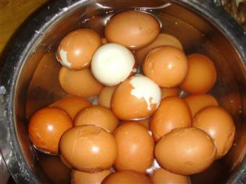 快捷卤蛋的做法步骤1
