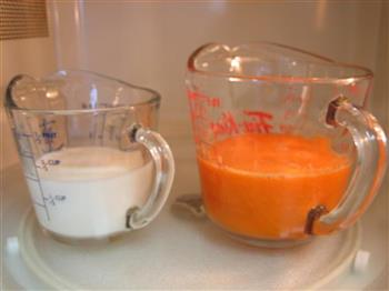 胡萝卜汁香葱鸡蛋饼的做法步骤5
