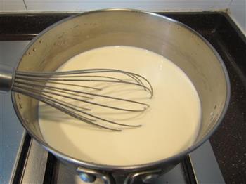 杏仁牛奶布丁的做法图解2