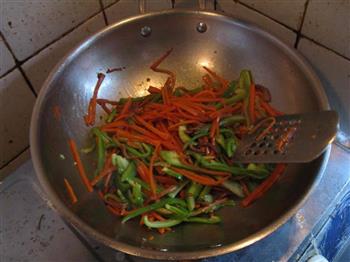 胡萝卜青椒肉丝的做法步骤7