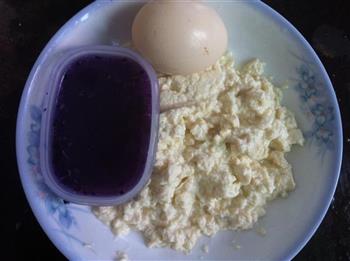 紫甘蓝鸡蛋豆腐羹的做法图解1