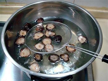 蚝油香菇扒菜心的做法步骤5