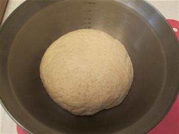 全麦红枣葡萄面包的做法步骤1