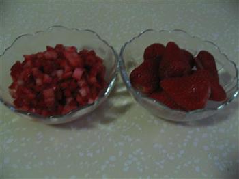 草莓冰淇淋的做法步骤9