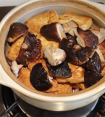 香菇豆腐煲的做法步骤12