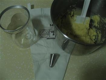 黄油香草曲奇饼的做法步骤17
