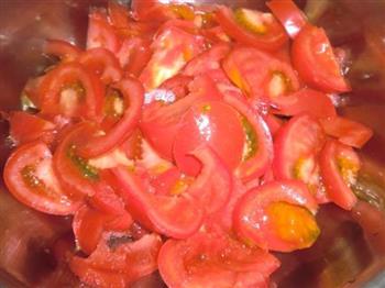 番茄鸡蛋青菜拌面的做法步骤2