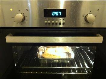 蒜香烤面包的做法步骤4