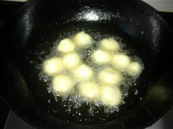 奶香土豆丸子的做法步骤11