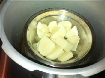 奶香土豆丸子的做法步骤3