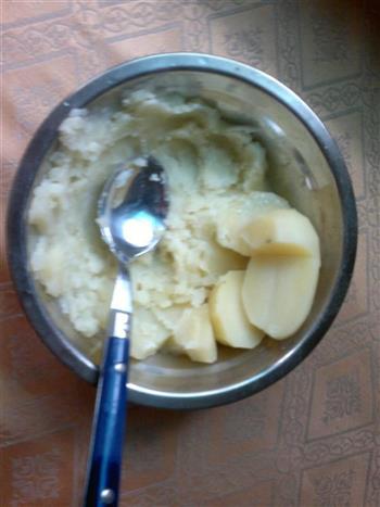 奶香土豆丸子的做法步骤4