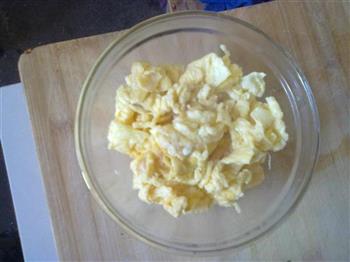 韭菜炒鸡蛋的做法步骤3