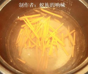 杏鲍菇炒肉丝的做法步骤2