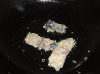 香煎鲅鱼皮的做法步骤5