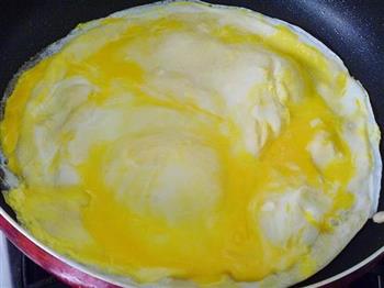 杂粮鸡蛋煎饼的做法步骤4