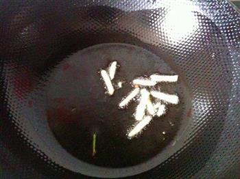 辣椒炒河虾的做法图解4