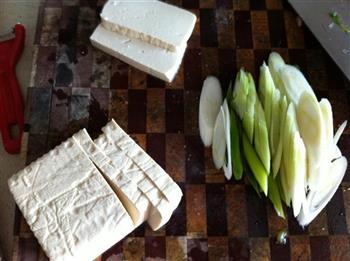 香煎家常豆腐的做法步骤1