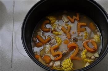 爱心玉米排骨汤的做法图解6