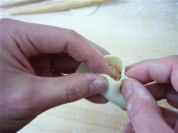 金网煎饺的做法步骤4