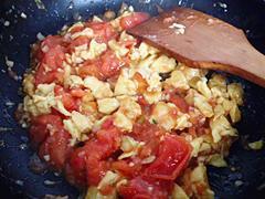 蒜香番茄炒蛋的做法步骤8