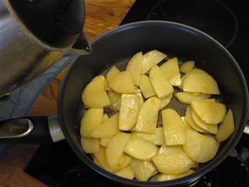 蒜香土豆片的做法步骤6