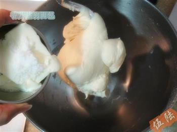 香芹热狗面包的做法步骤2