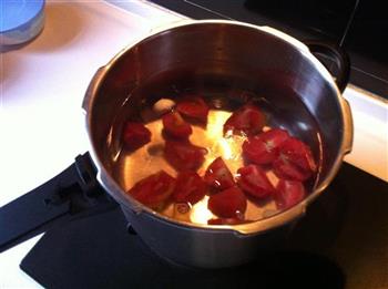 苦瓜西红柿排骨汤的做法步骤4