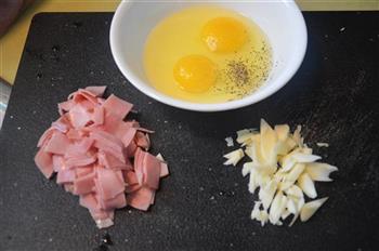 火腿奶酪煎蛋卷的做法图解2