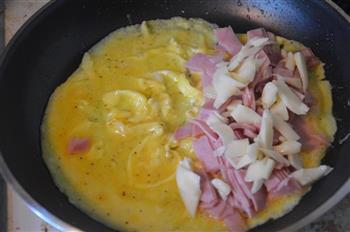 火腿奶酪煎蛋卷的做法图解5