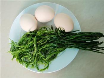 臭菜煎鸡蛋的做法步骤1