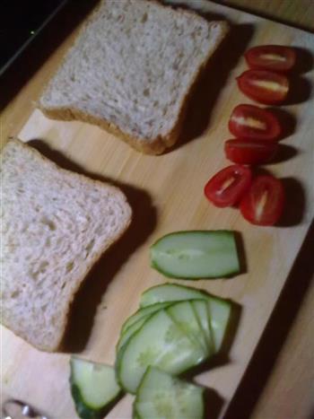 时蔬三明治的做法步骤4