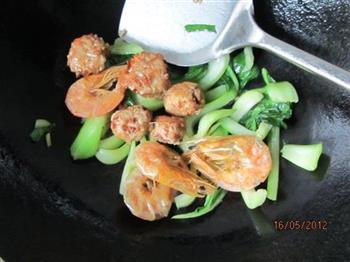 青菜虾干肉丸面的做法步骤11