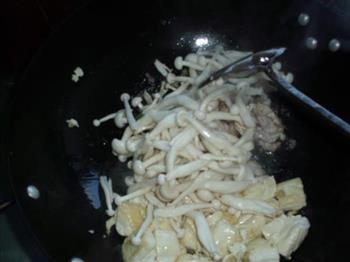 白玉菇烧豆腐的做法步骤6