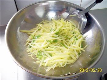 青椒土豆丝的做法步骤5