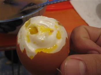 腌鸡蛋的做法图解1