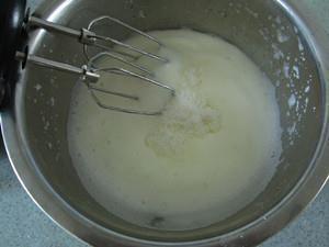 奶油杯子蛋糕的做法步骤8