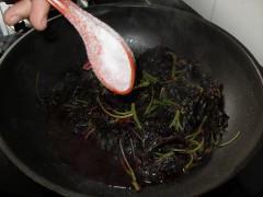 炒红苋菜的做法步骤4