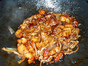 茶树菇烧肉的做法步骤7